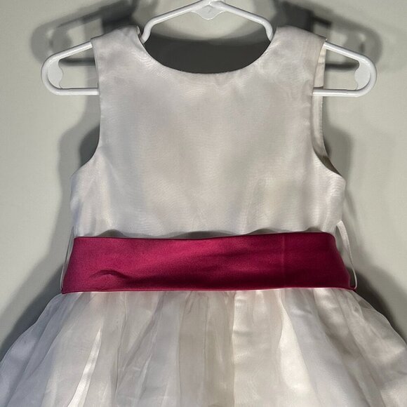 David's Bridal SZ 2 White Formal Dress Flower Girl Formal Concert Recital - Picture 4 of 9